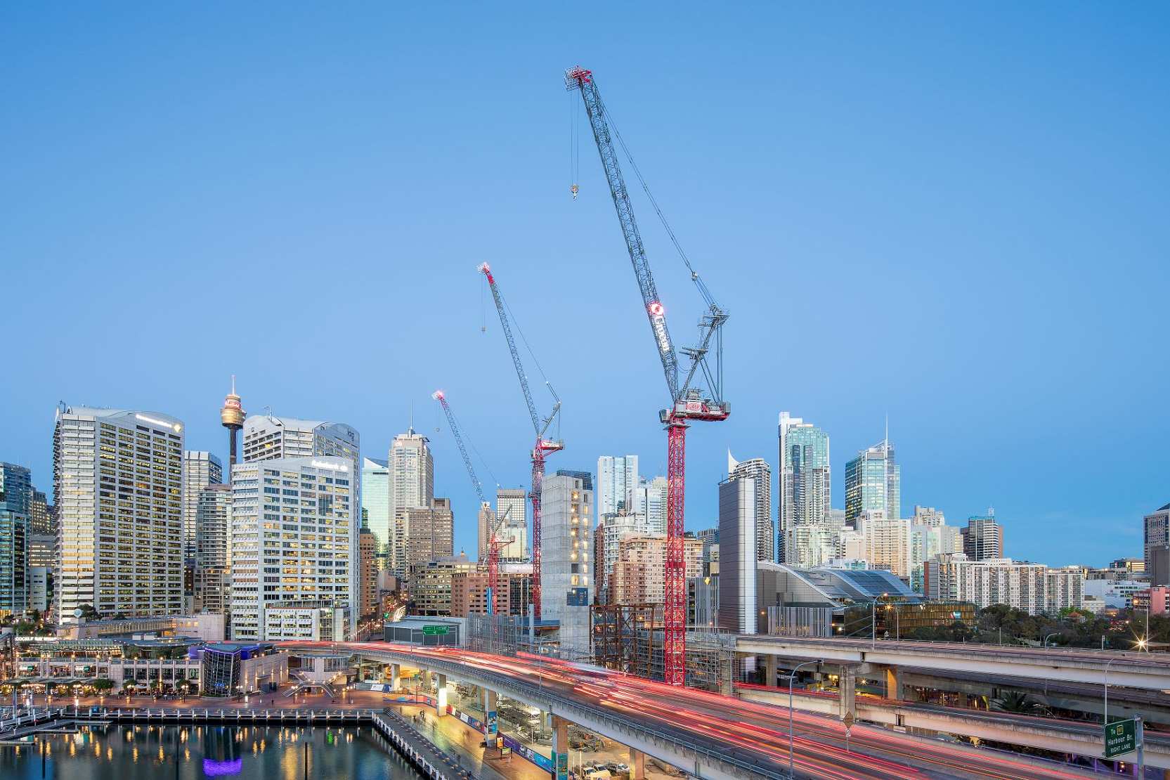 تاورکرینهای دو بومی (Double Jib Tower Cranes)